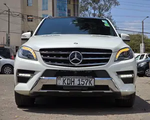 Mercedes-Benz M Class ML350 4dr SUV (3.5L 6cyl 7A) 2015 White