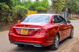 Mercedes-Benz C200 2014 Red