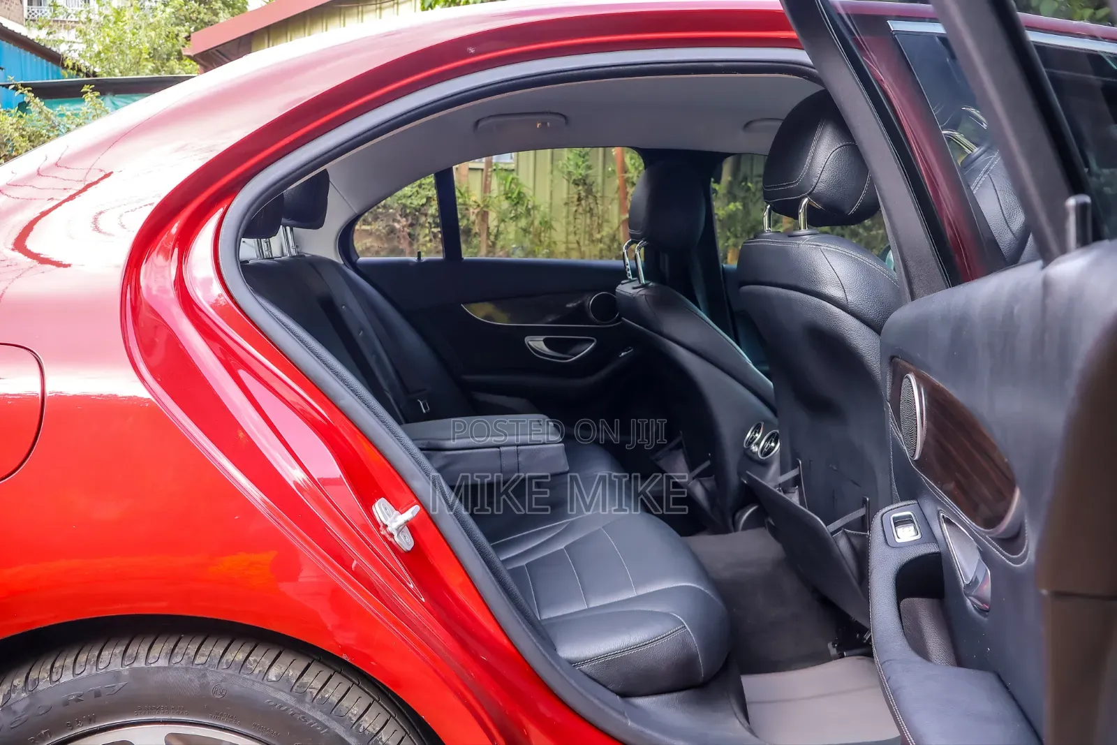 Mercedes-Benz C200 2014 Red