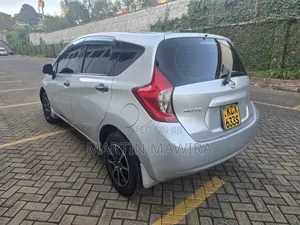 Nissan Note 2013 Silver