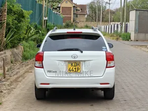 Toyota Corolla Fielder 1.5 Petrol FWD 2015 White