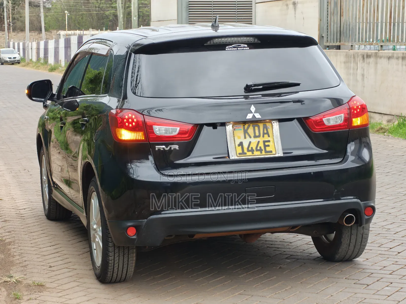 Mitsubishi RVR 2013 Black