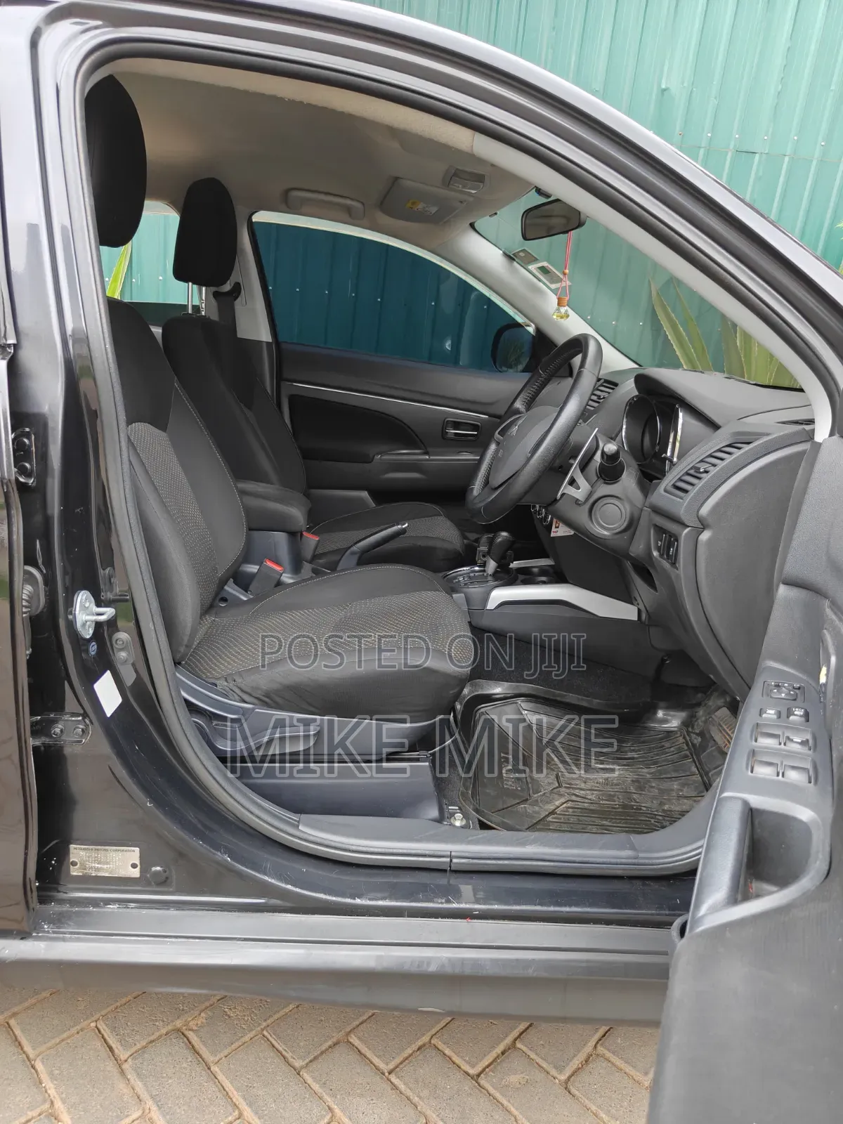 Mitsubishi RVR 2013 Black