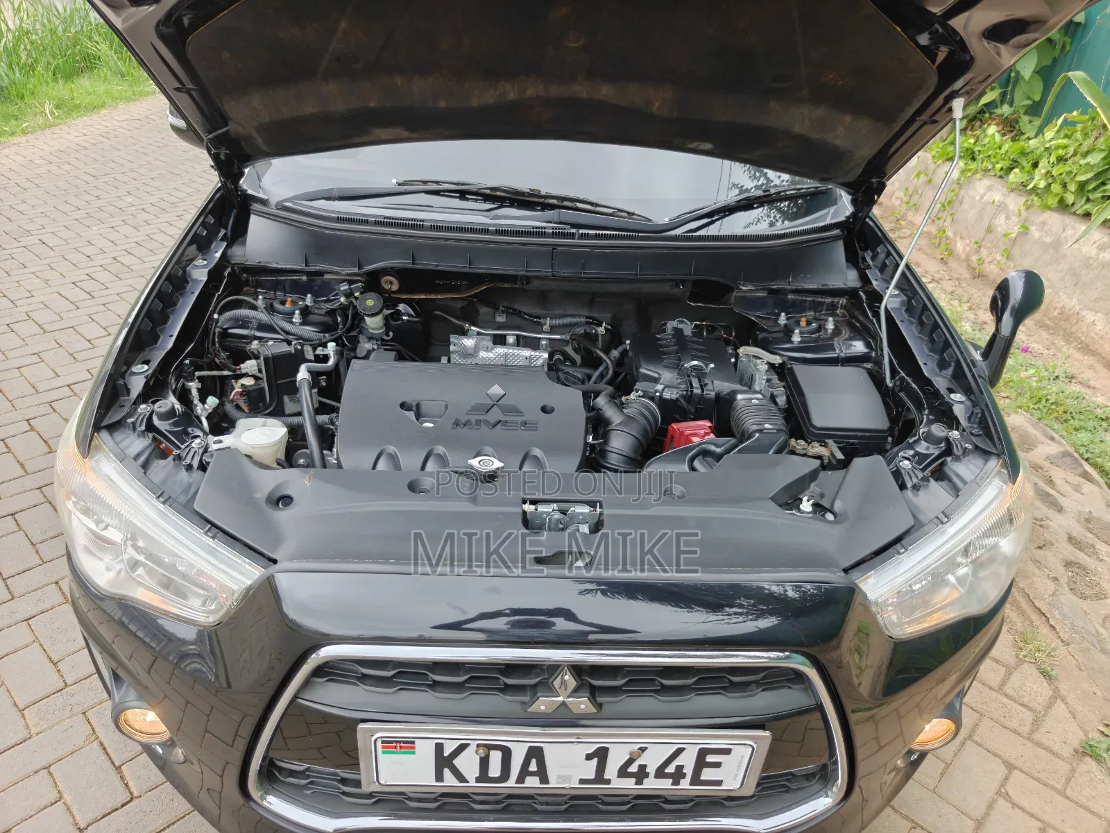 Mitsubishi RVR 2013 Black