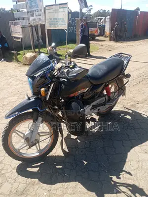 TVS HLX Plus ES 2021 Black