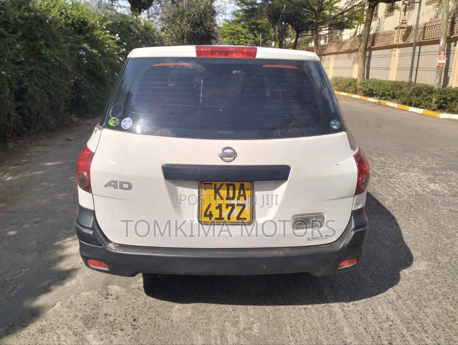 Nissan Advan 2013 White