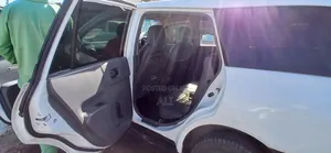 Nissan Advan 2007 White