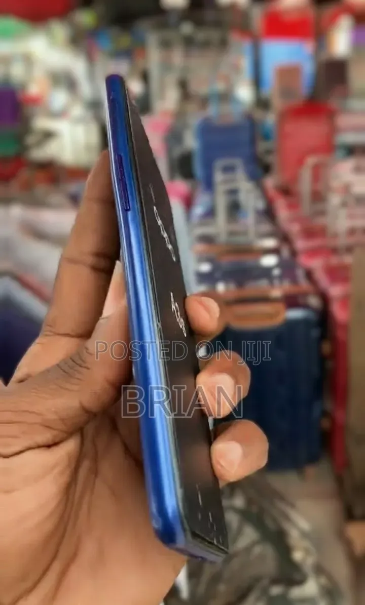 Oppo A3s 64 GB Blue