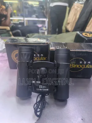 Small Binoculars
8 by 21
131m/1000m