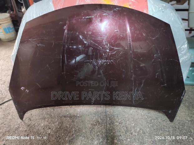 Nissan Note 2008 Bonnet - main view