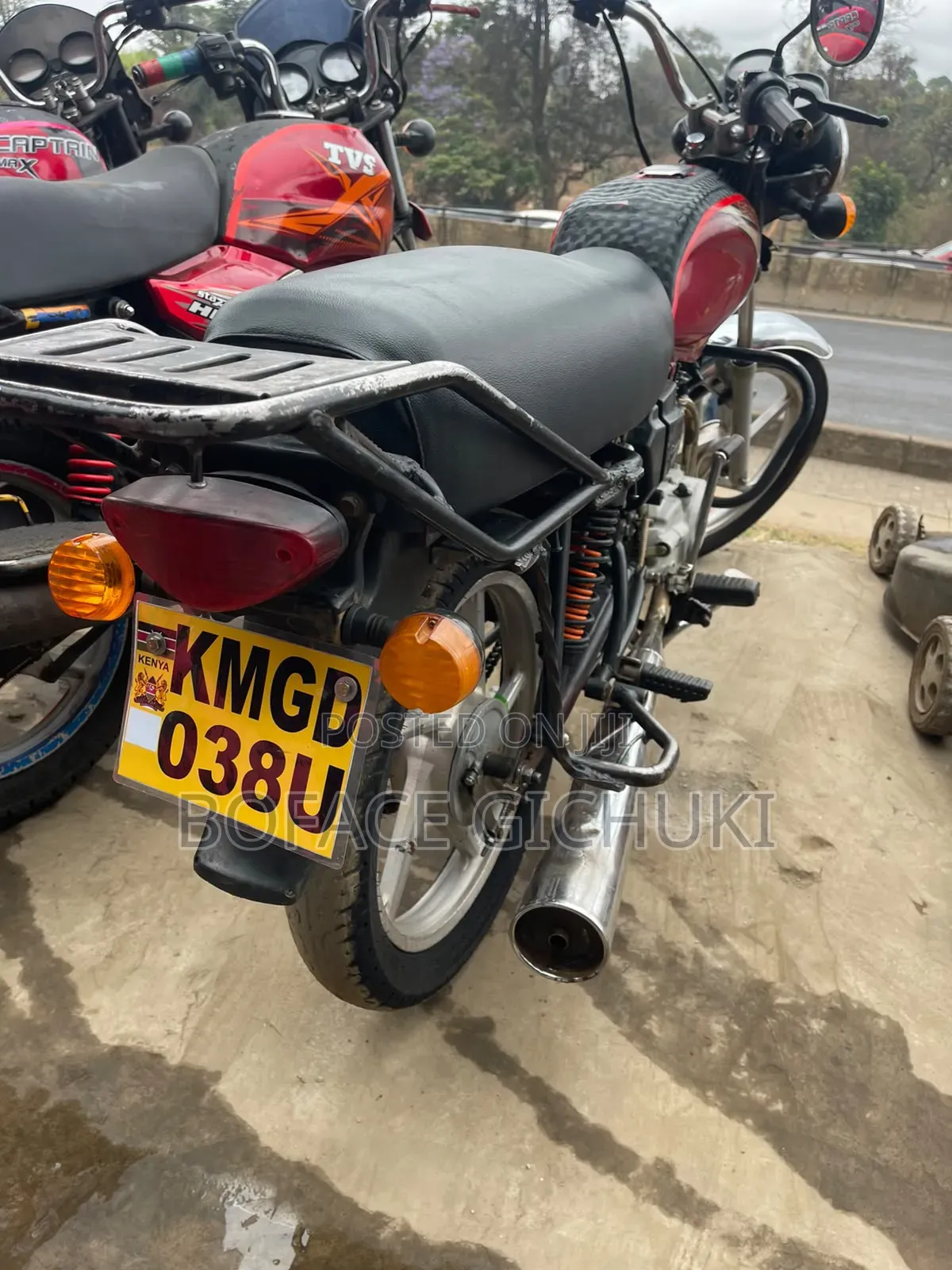 Bajaj Boxer 100 2022 Red