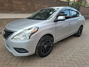 Nissan Latio 1.2 2017 Silver