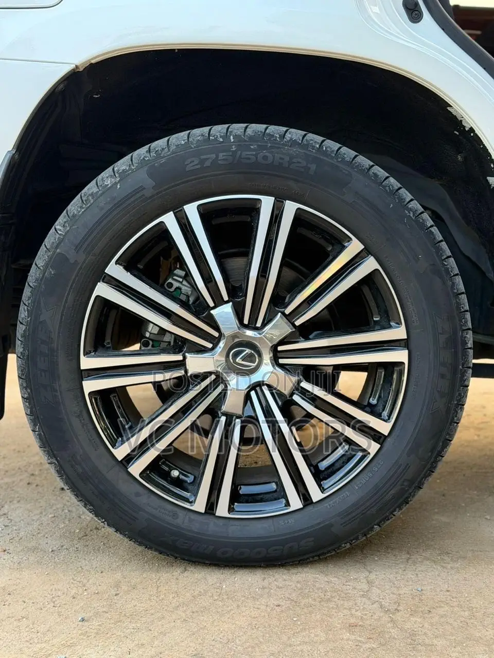 Lexus LX 570 AWD 2019 Pearl