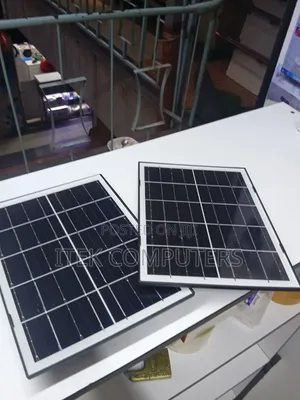 Weather Resistant Outdoor 8W Solar CCTV Charging Panel With Type-C