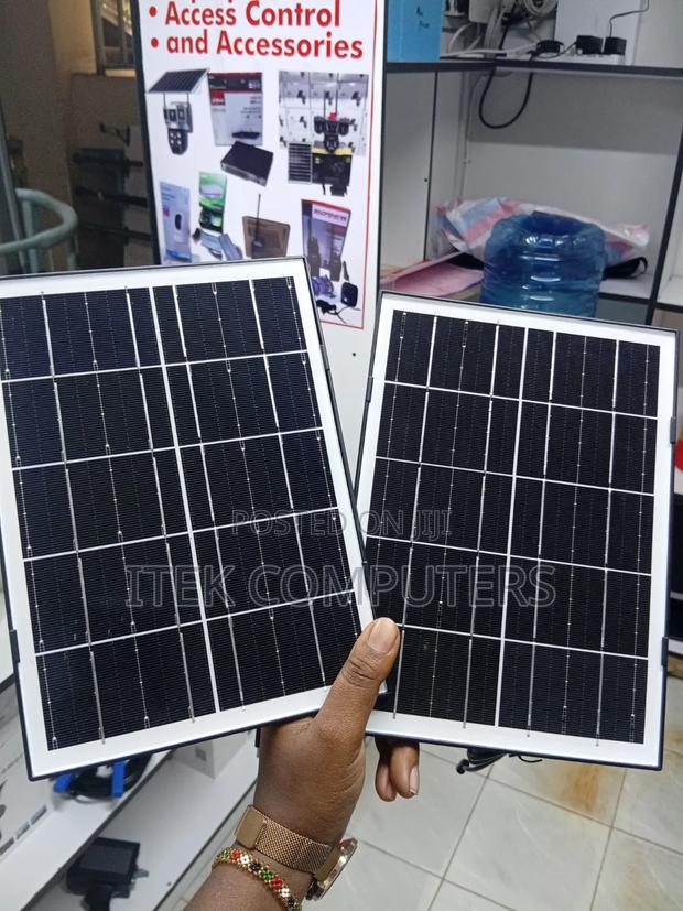 Efficient Outdoor 8W Solar Charging Solution for Wireless CCTV Systems - main view