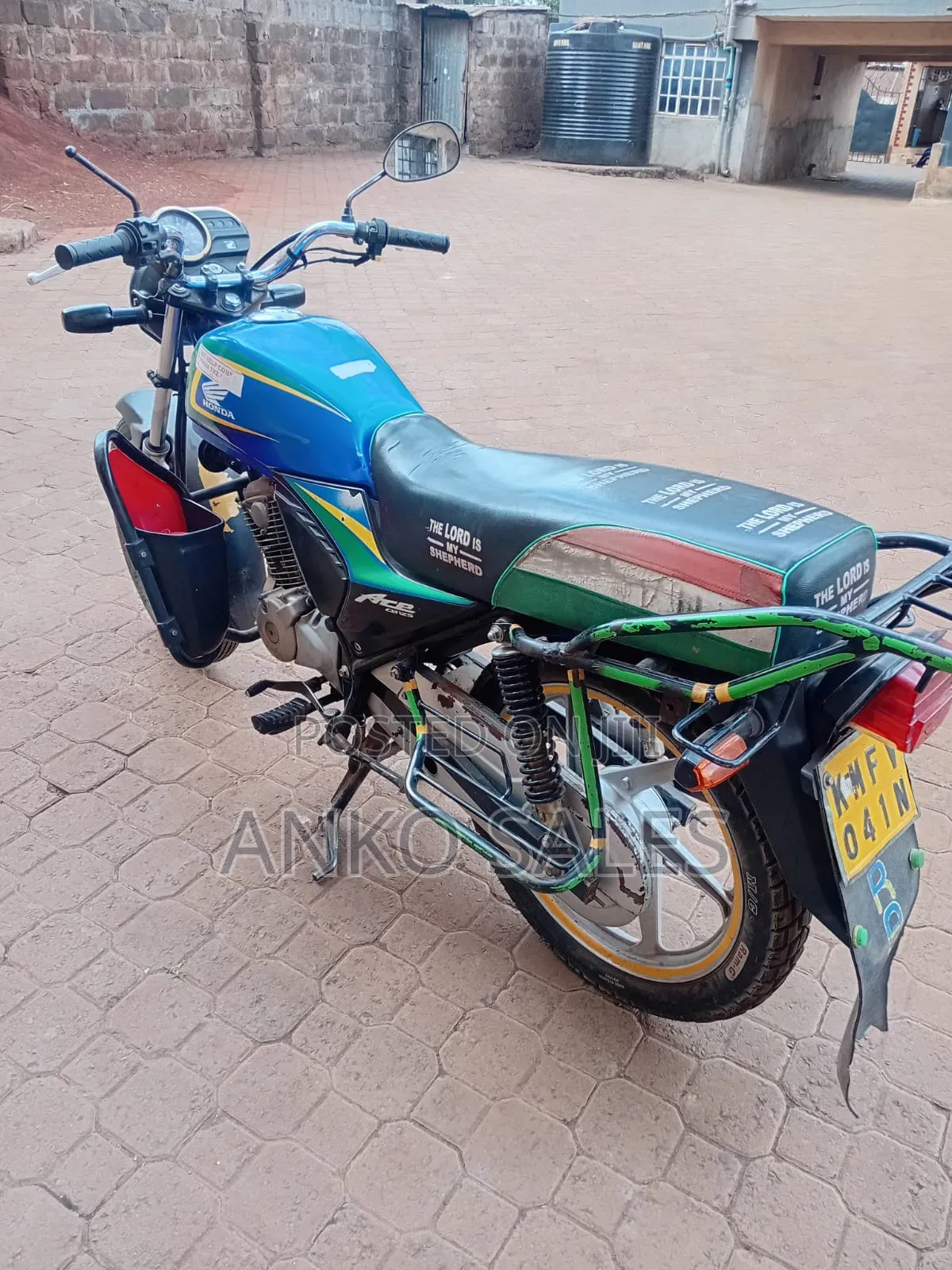 Honda CB 2022 Blue
