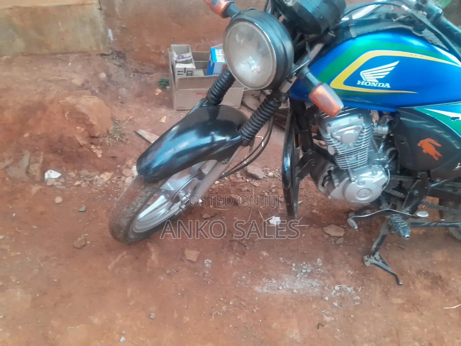 Honda CB 2022 Blue