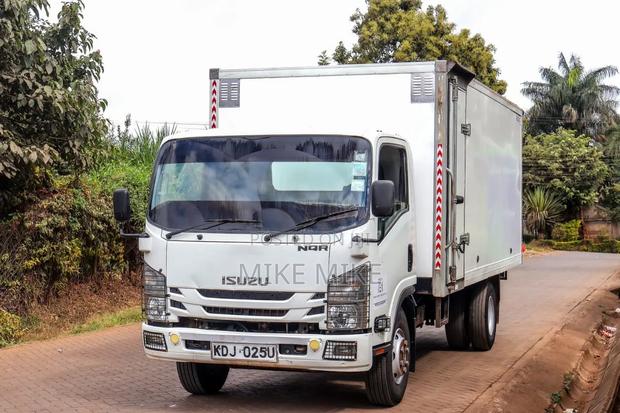 Isuzu NQR 2022 - thumbnail 5
