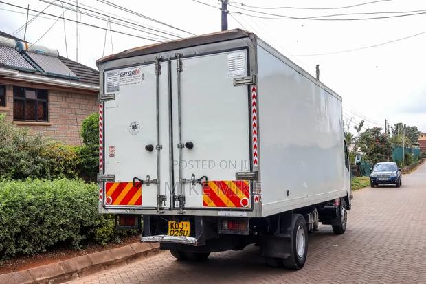 Isuzu NQR 2022 - thumbnail 6