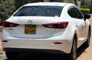 Mazda Axela 2016 White