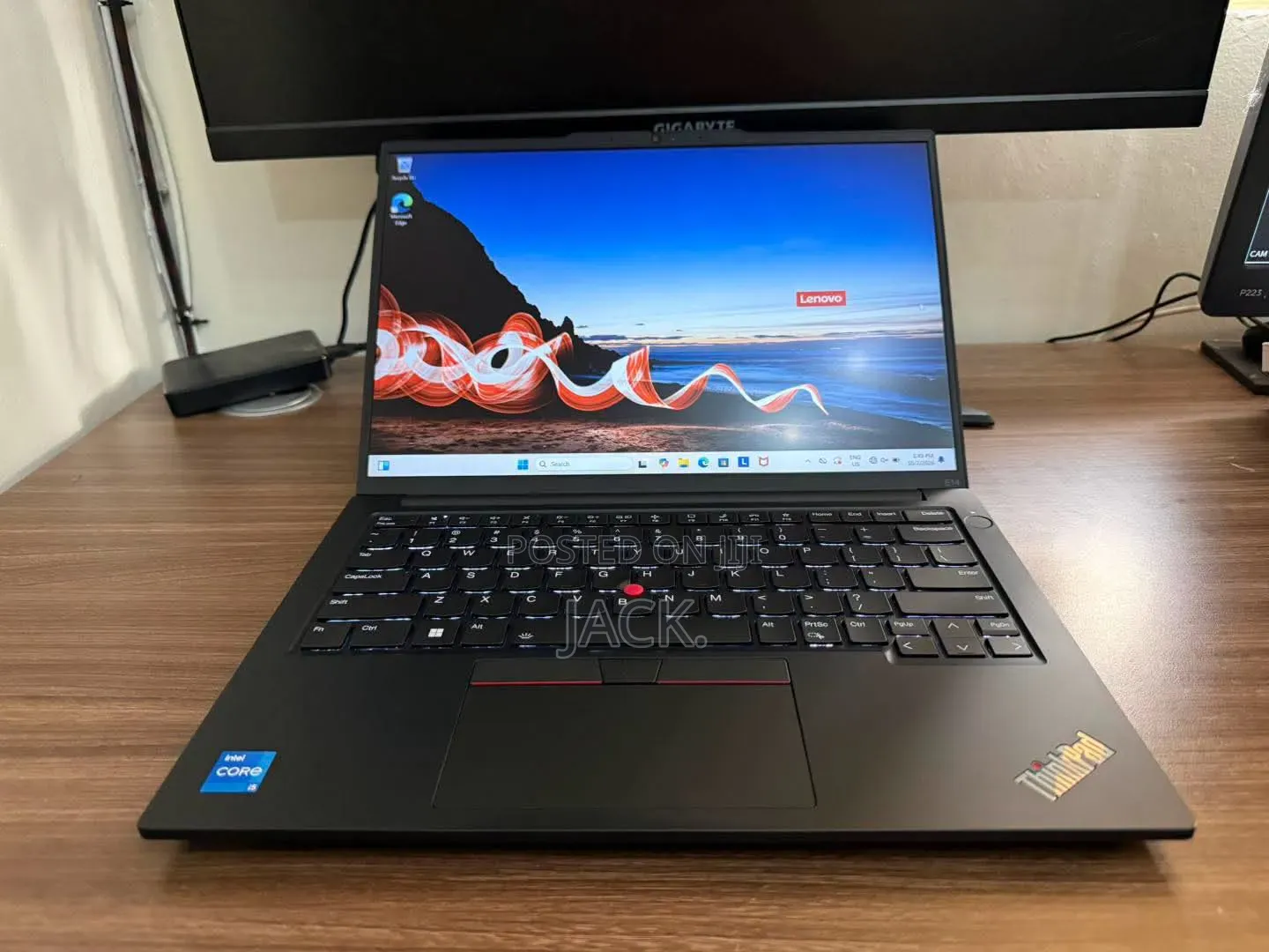 Laptop Lenovo ThinkPad E14 Gen 6 16GB Intel Core Ultra 7 SSD 512GB