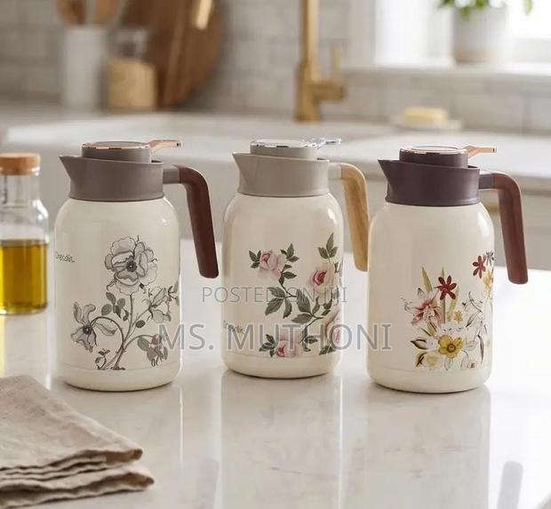 3D Floral Unbreakable Flask (2L) - main view