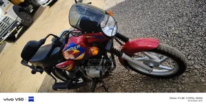Bajaj Boxer 125 2026 Red