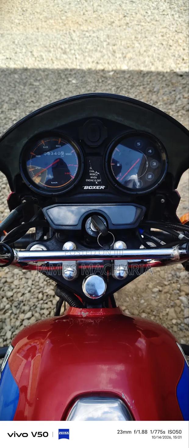 Bajaj Boxer 125 2026 Red - thumbnail 5