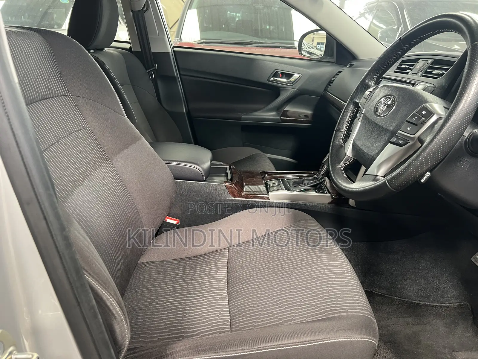 Toyota Mark X 2019 Silver