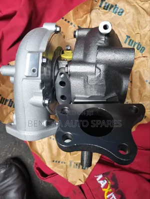 Turbo Diesel Engine YD25 Nissan Navara
