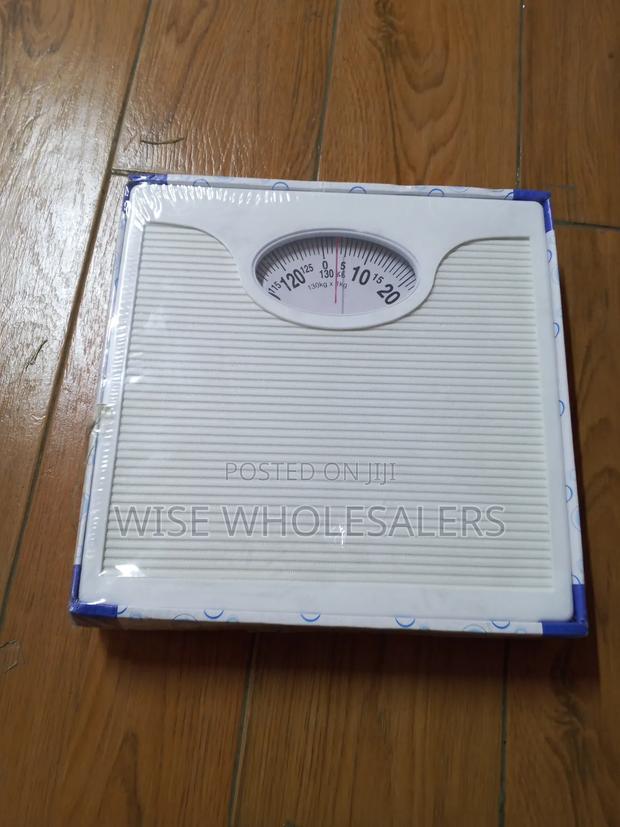 Analogue Bathroom Scale - thumbnail 2