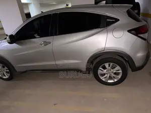 Honda Vezel 2014 Silver