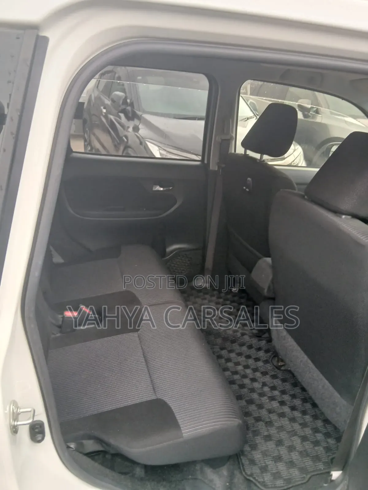 Daihatsu Move 2019 White