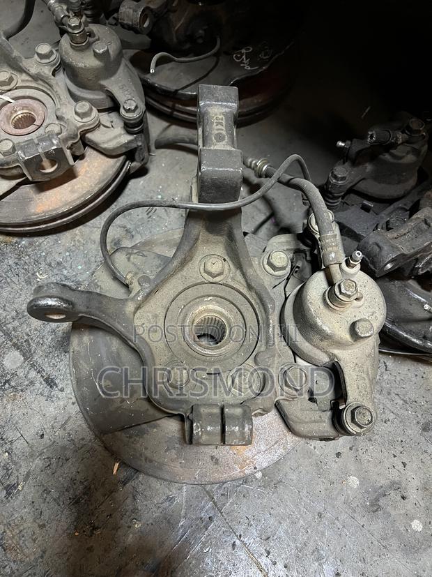Front Hub Nissan Tiida - thumbnail 3
