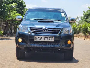 Toyota Hilux 3.0 D-4D 4x4 2012 Teal