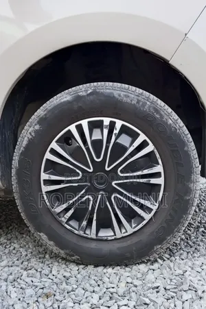 Daihatsu Boon 2018