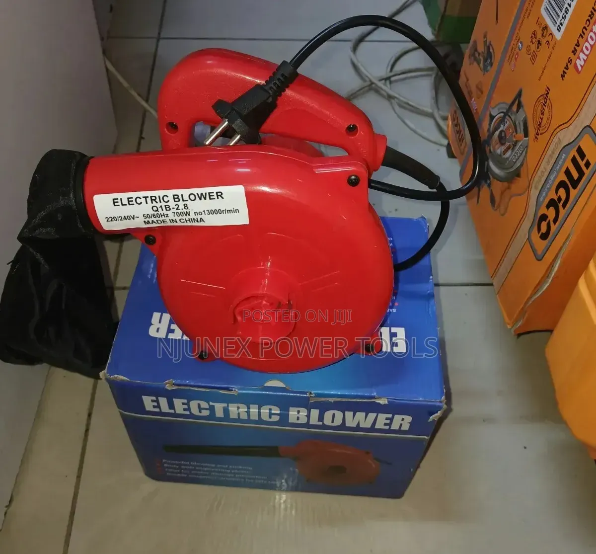 Q1b-2.8 700W Electric Blower and Vacuum Cleaner (Model Q1b-2.8)
