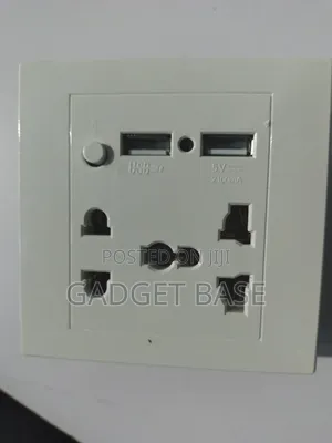 Universal Wall Socket With USB Charging Ports and Built-in Camera