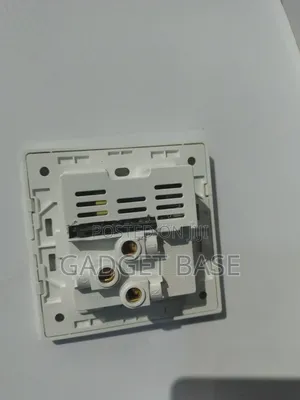 Universal Wall Socket With USB Charging Ports and Built-in Camera