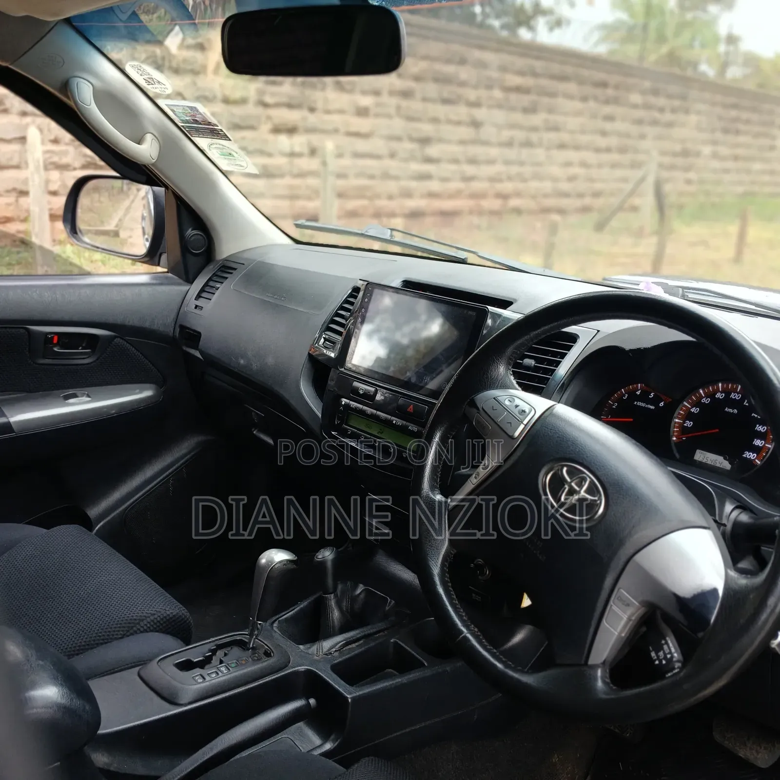 Toyota Hilux 2014 Blue