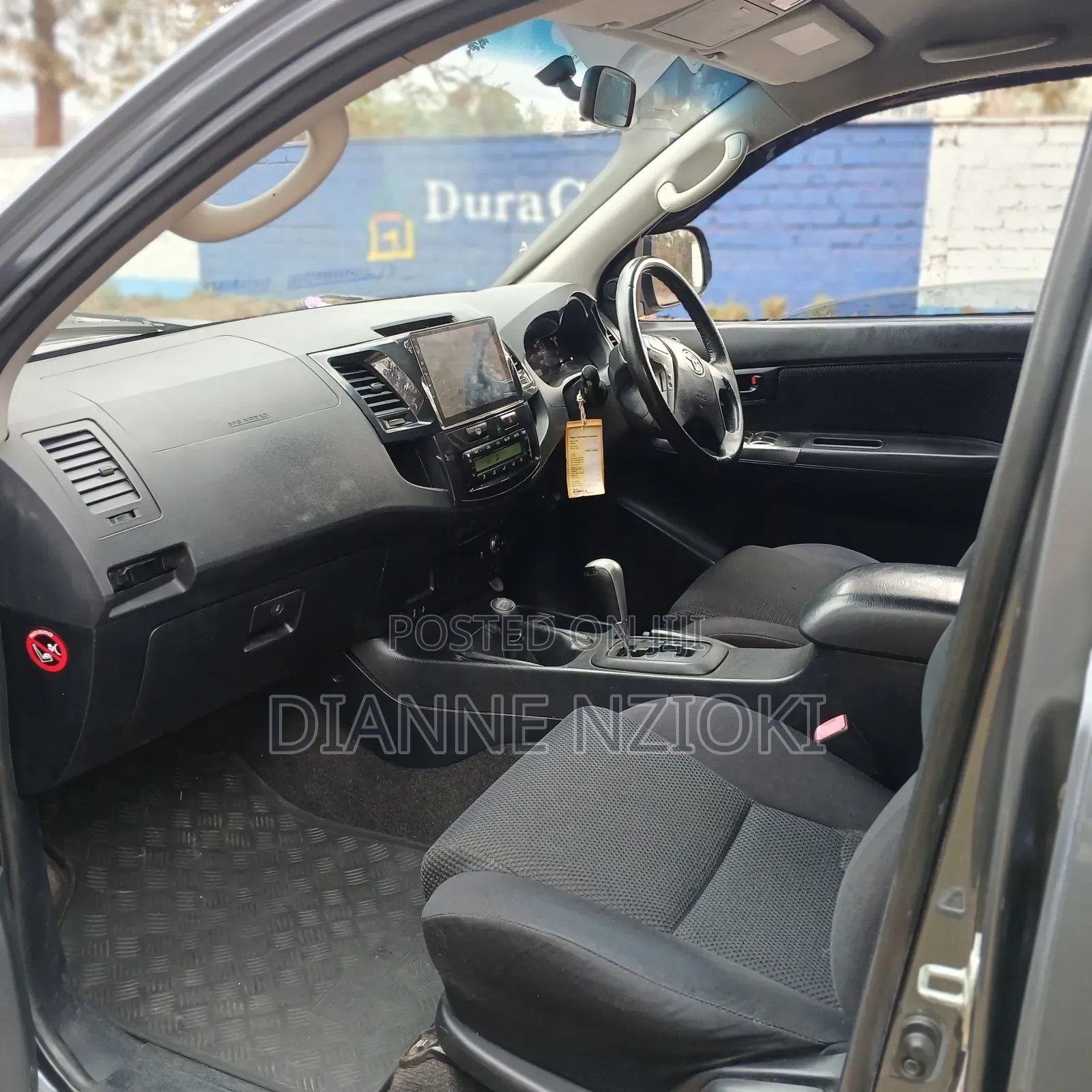 Toyota Hilux 2014 Blue