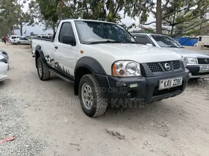 Nissan Hardbody 2000i 2006 White