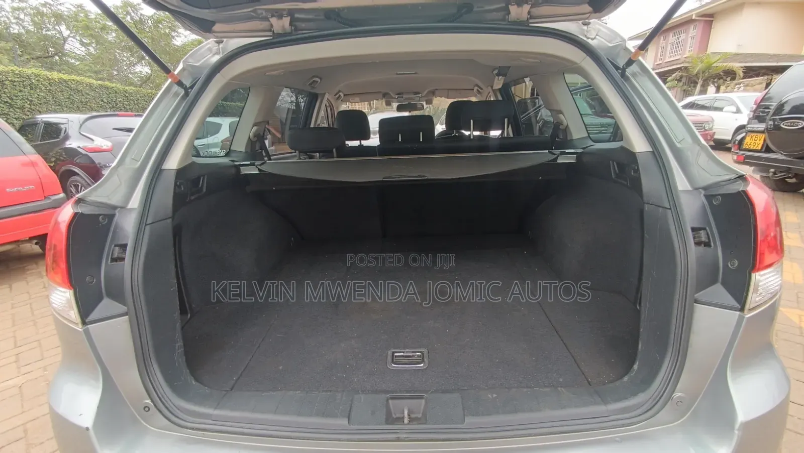 Subaru Legacy 2011 Silver