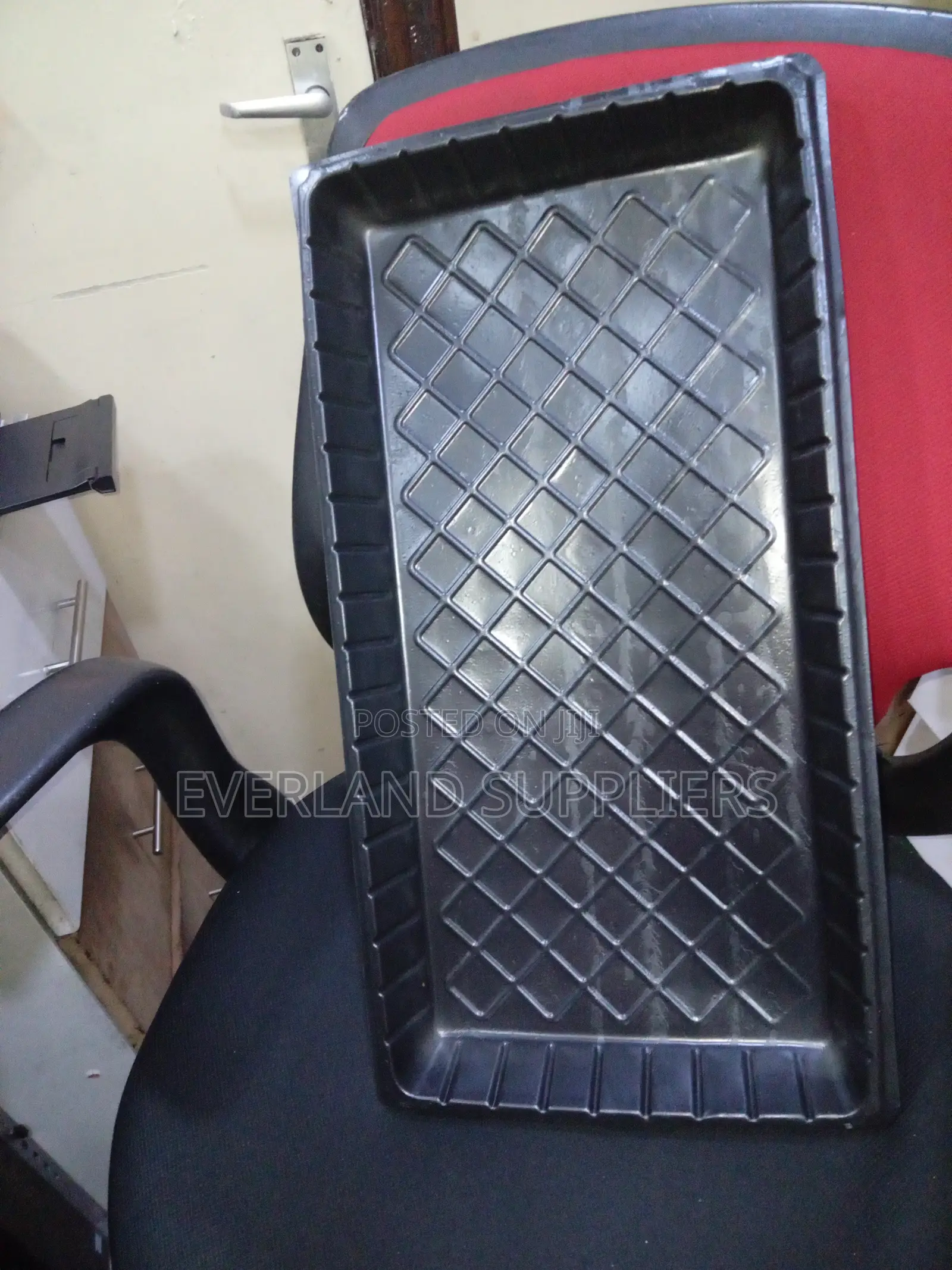 Efficient Hydroponic Cultivation Trays