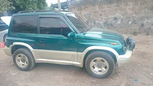 Suzuki Escudo 2001 Green