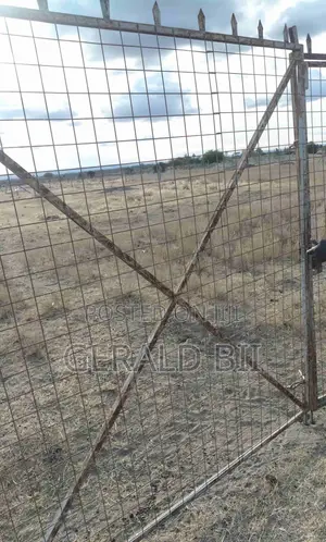 50 by 100 Plot in Isinya