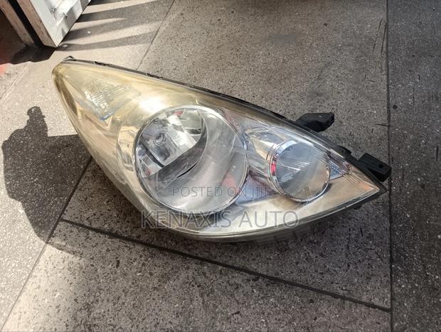Nissan Note 2008/2009/2010/2011/2012 Headlight - main view