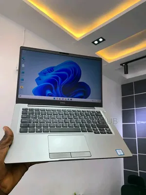 Laptop Dell Latitude 7300 8GB Intel Core i5 SSD 256GB