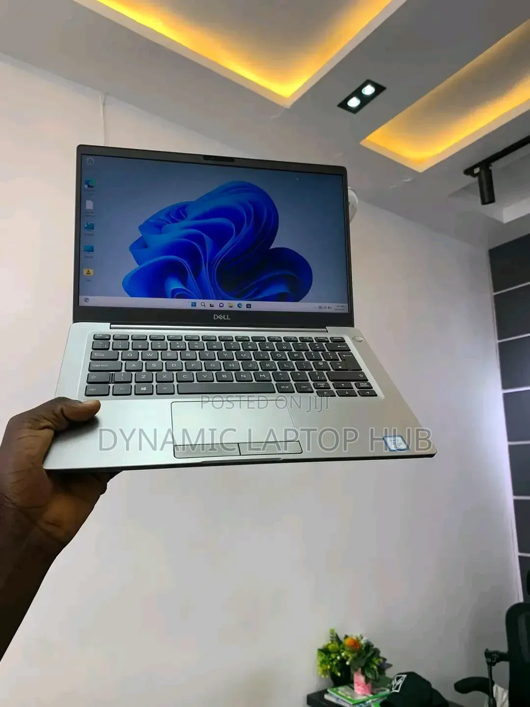 Laptop Dell Latitude 7300 8GB Intel Core i5 SSD 256GB