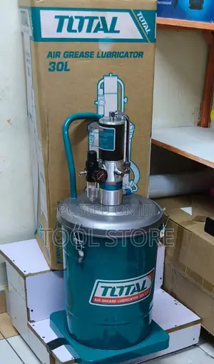 TOTAL 30L Air Grease Lubricator/Heavy-Duty Grease Pump